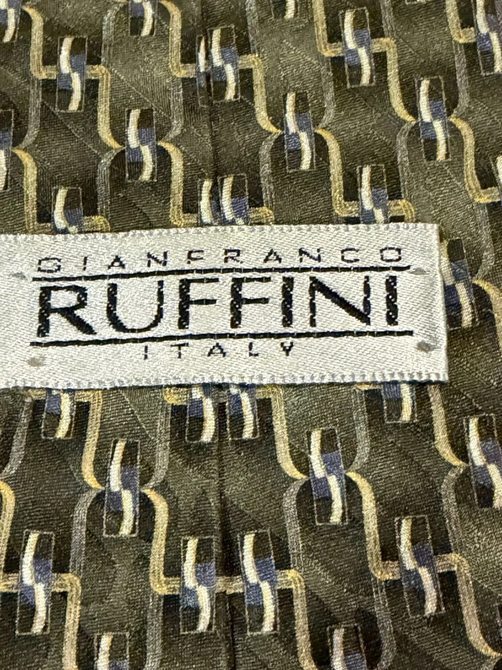 Olive Green Chain-Pattern Women’s Waist Belt - Metallic Accent